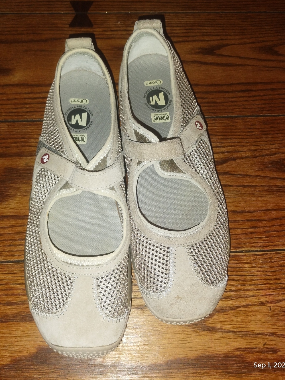 Merrell Circuit MJ Breeze Women's 10 Mary Jane Walking Hiking Shoes